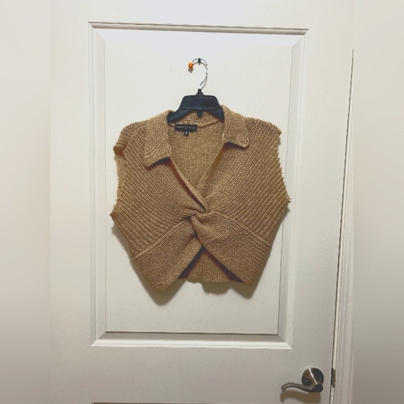 Sweater vest - Picture 1 of 1